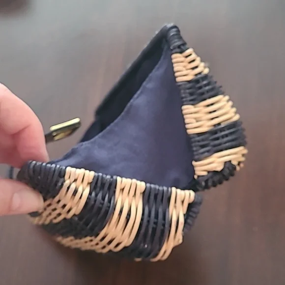 J.Crew natural Navy wicker basket patent leather brass buckle purse - Picture 7 of 8